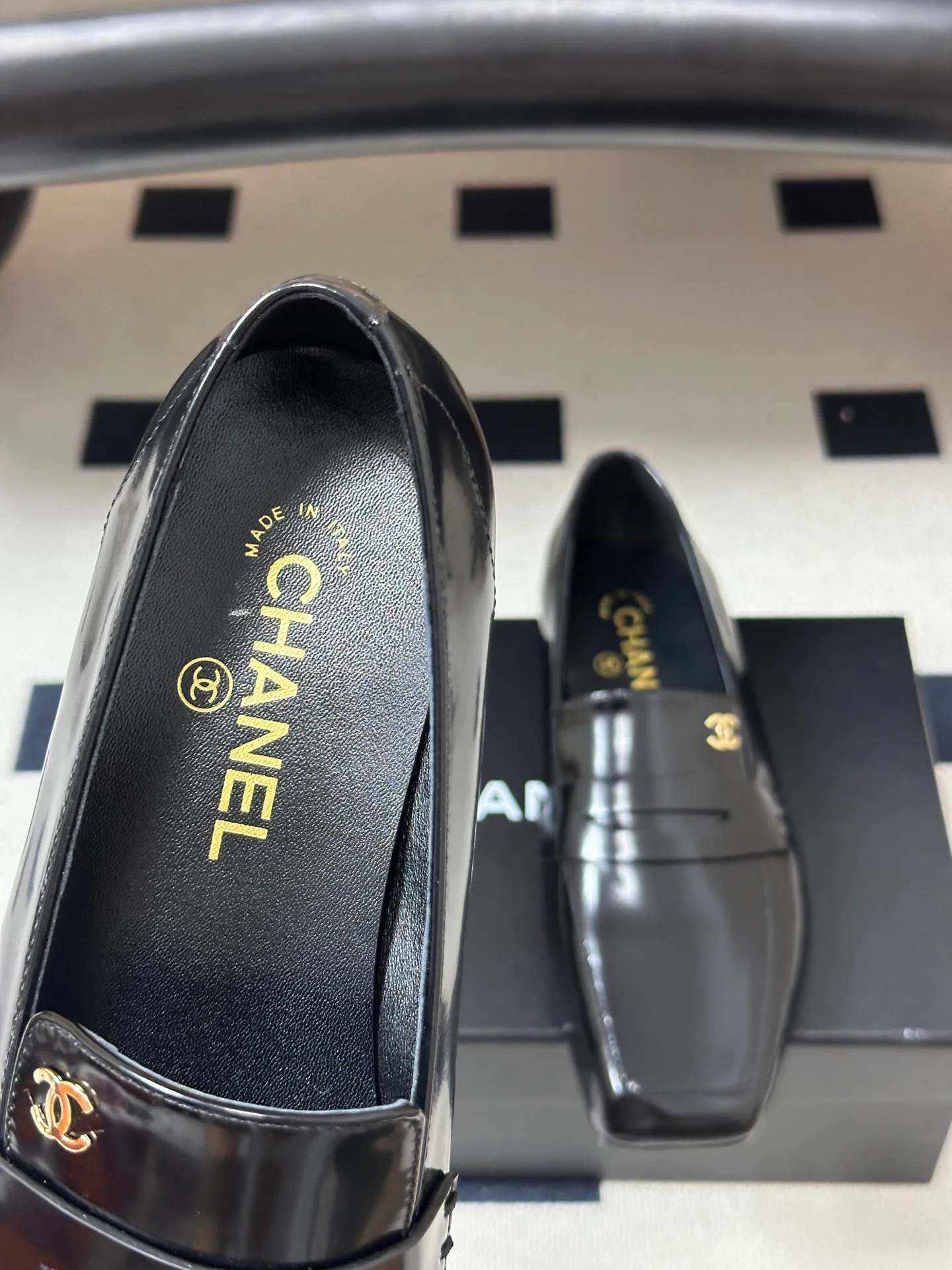 Women's Loafers And Moccasins CHANEL 18049693