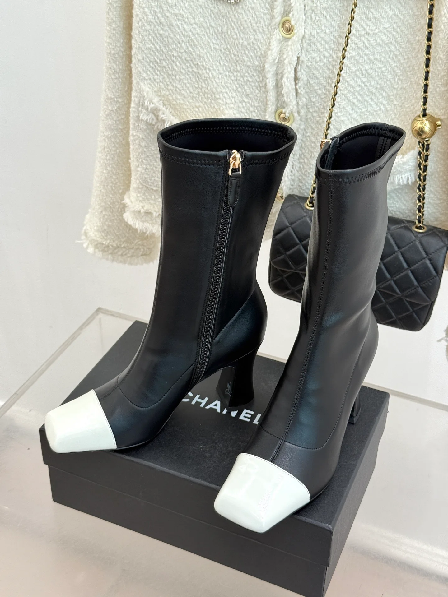 Сапоги Женские Chanel 18582926