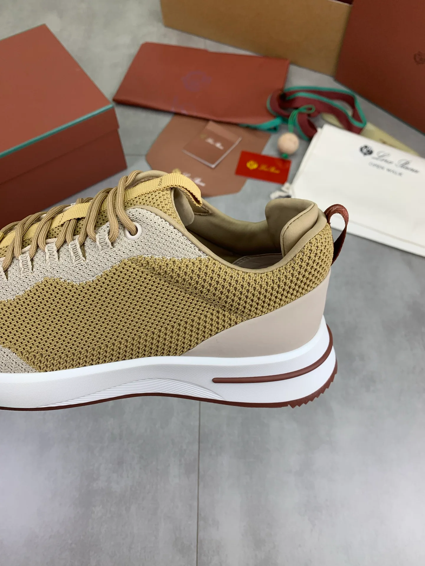 Men's Sneakers LORO PIANA 18365196