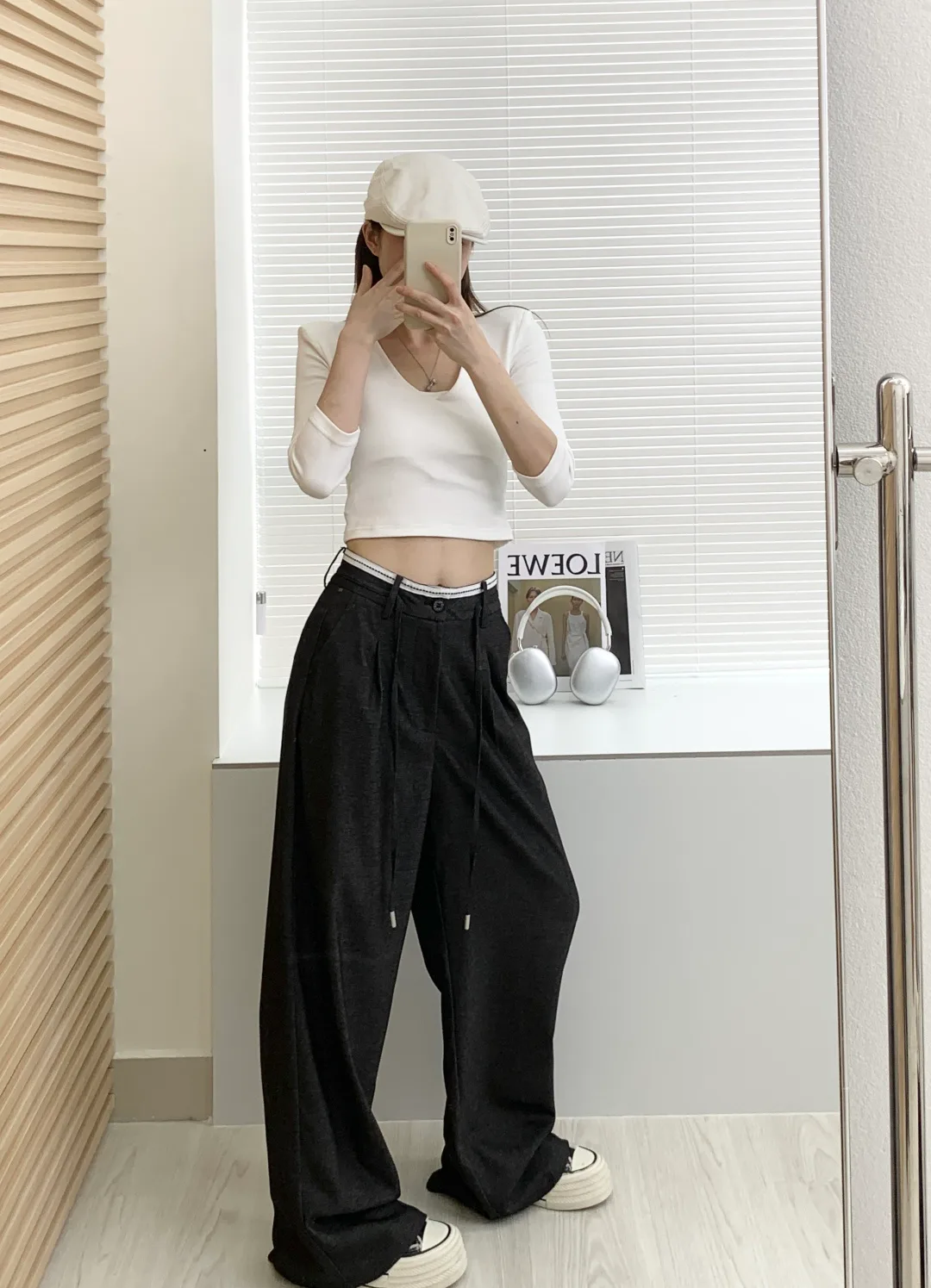 Women's Trousers MAISON MARGIELA 18199283