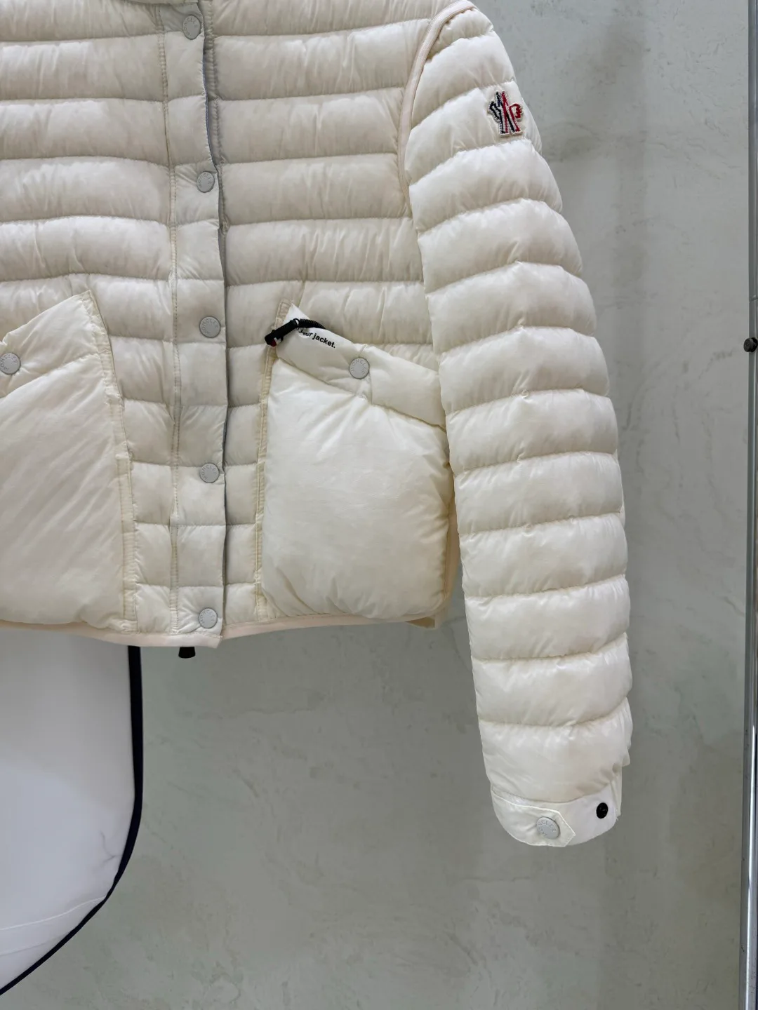 Women's Jackets And Down Jackets MONCLER 17918896