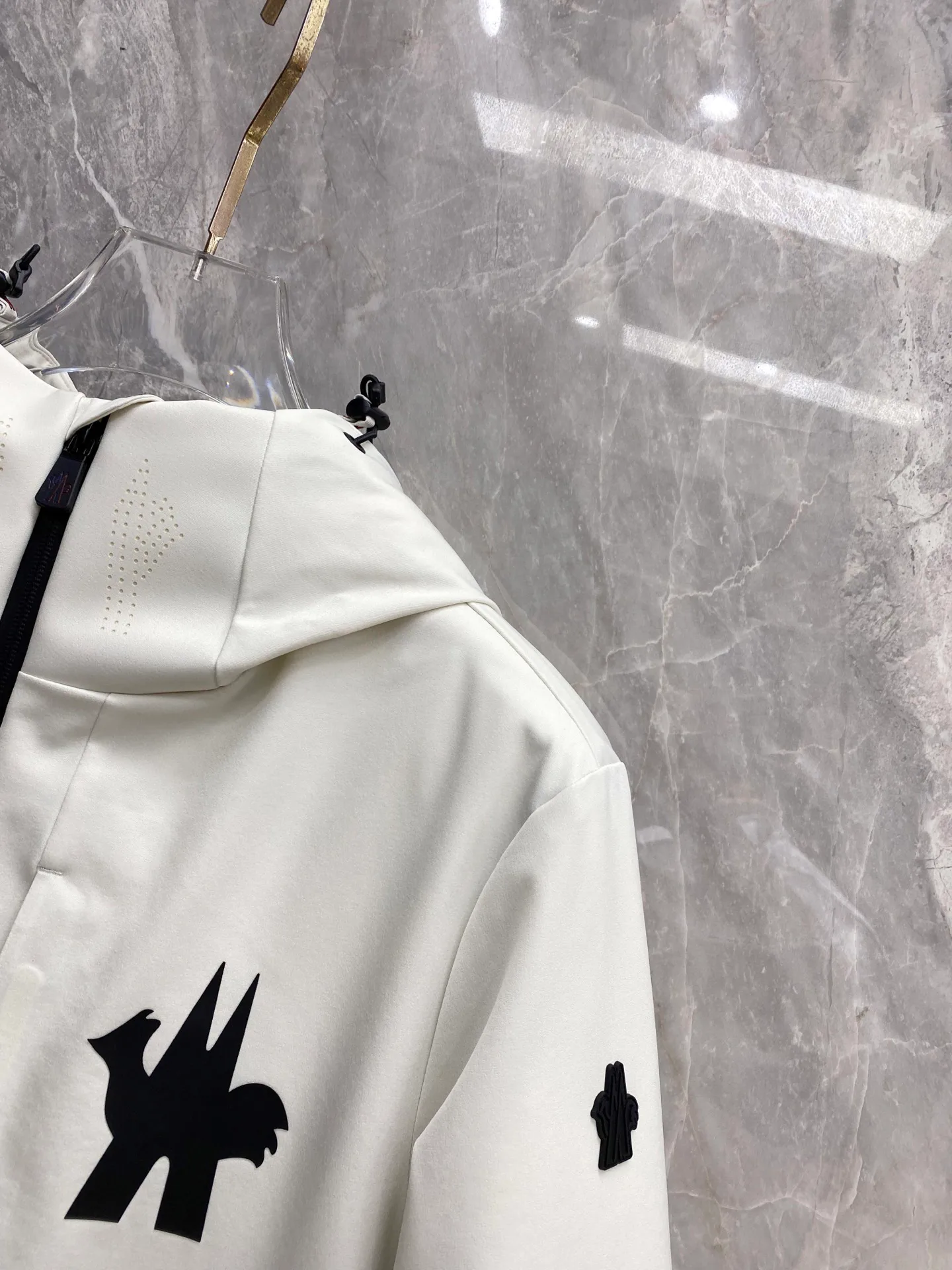 Men's Jackets And Down Jackets MONCLER 18348635
