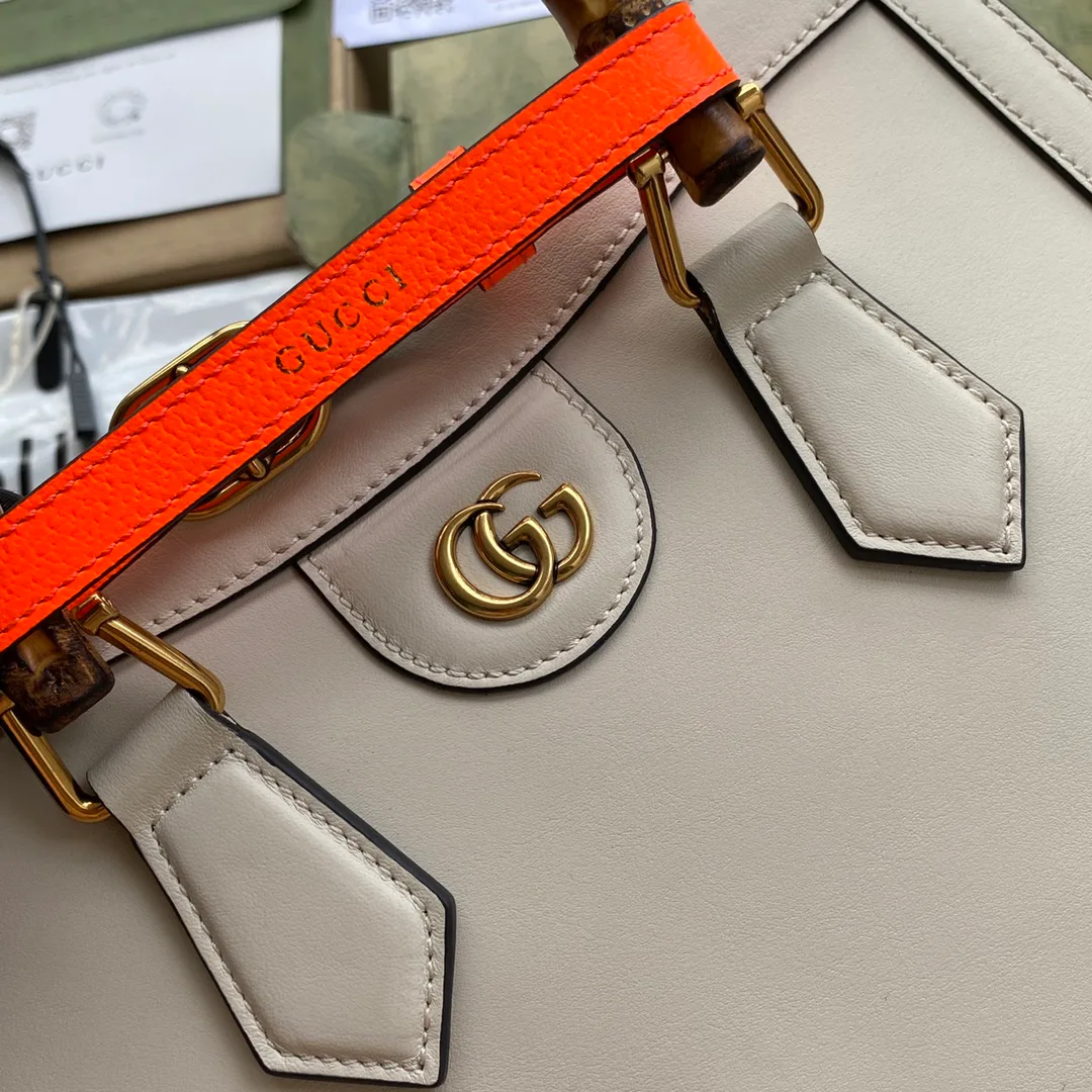 Women's Classic Handbags GUCCI 17947621