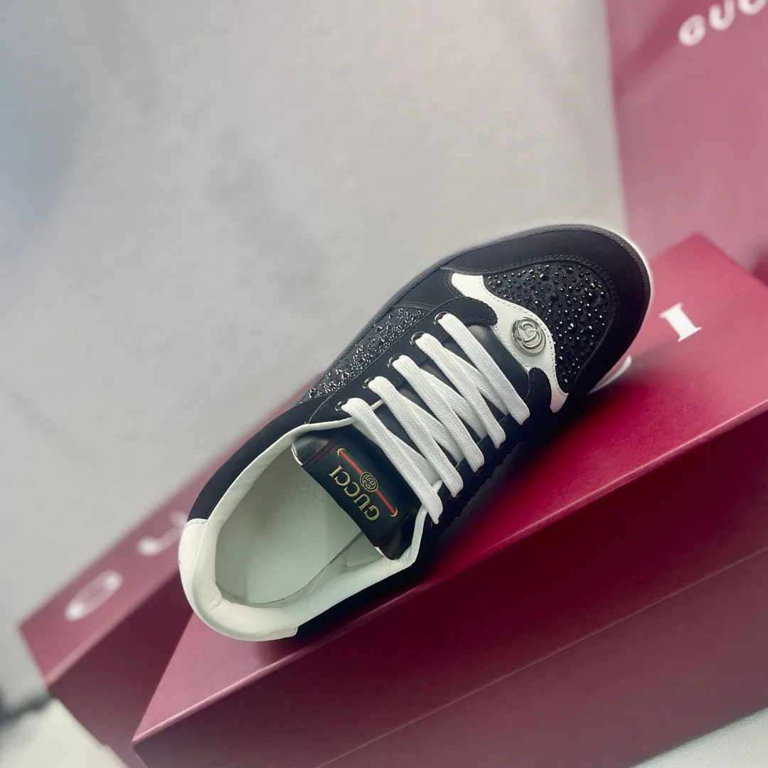 Women's Sneakers GUCCI 17620489