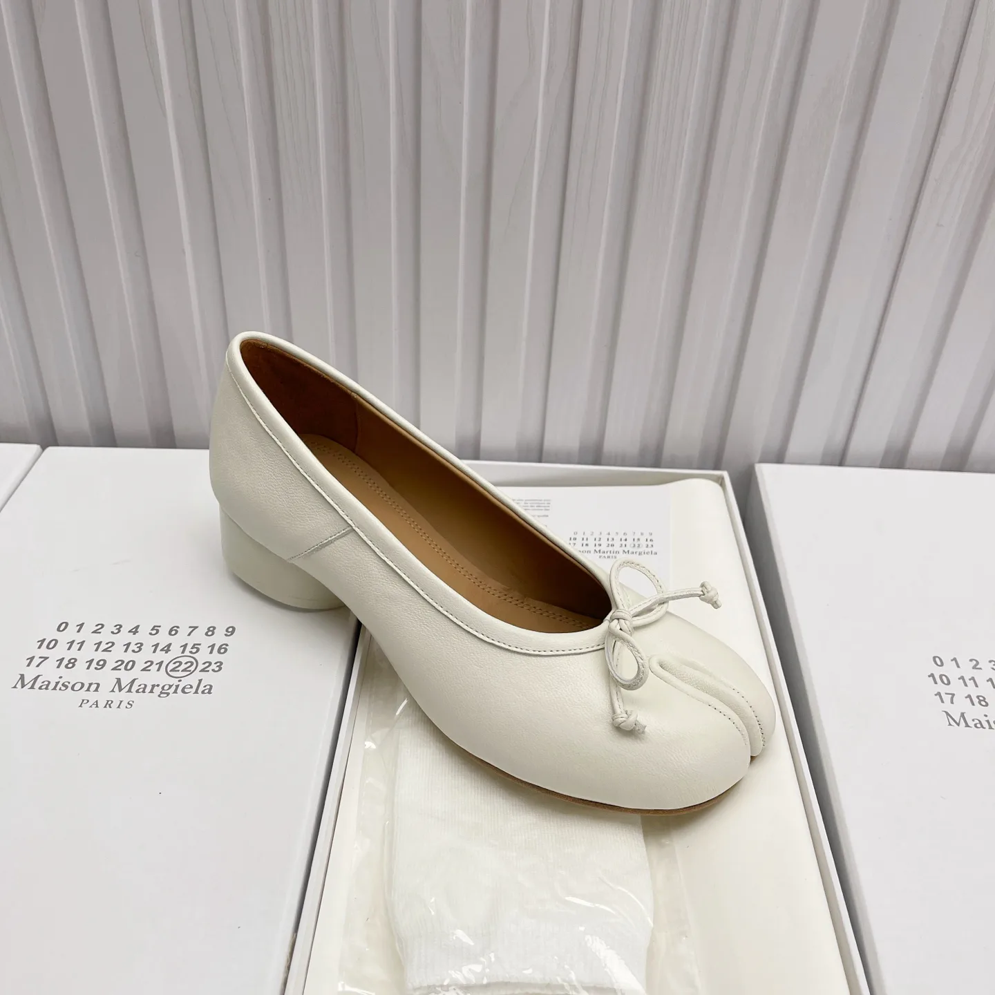 Women's Ballet Flats MAISON MARGIELA 18104497