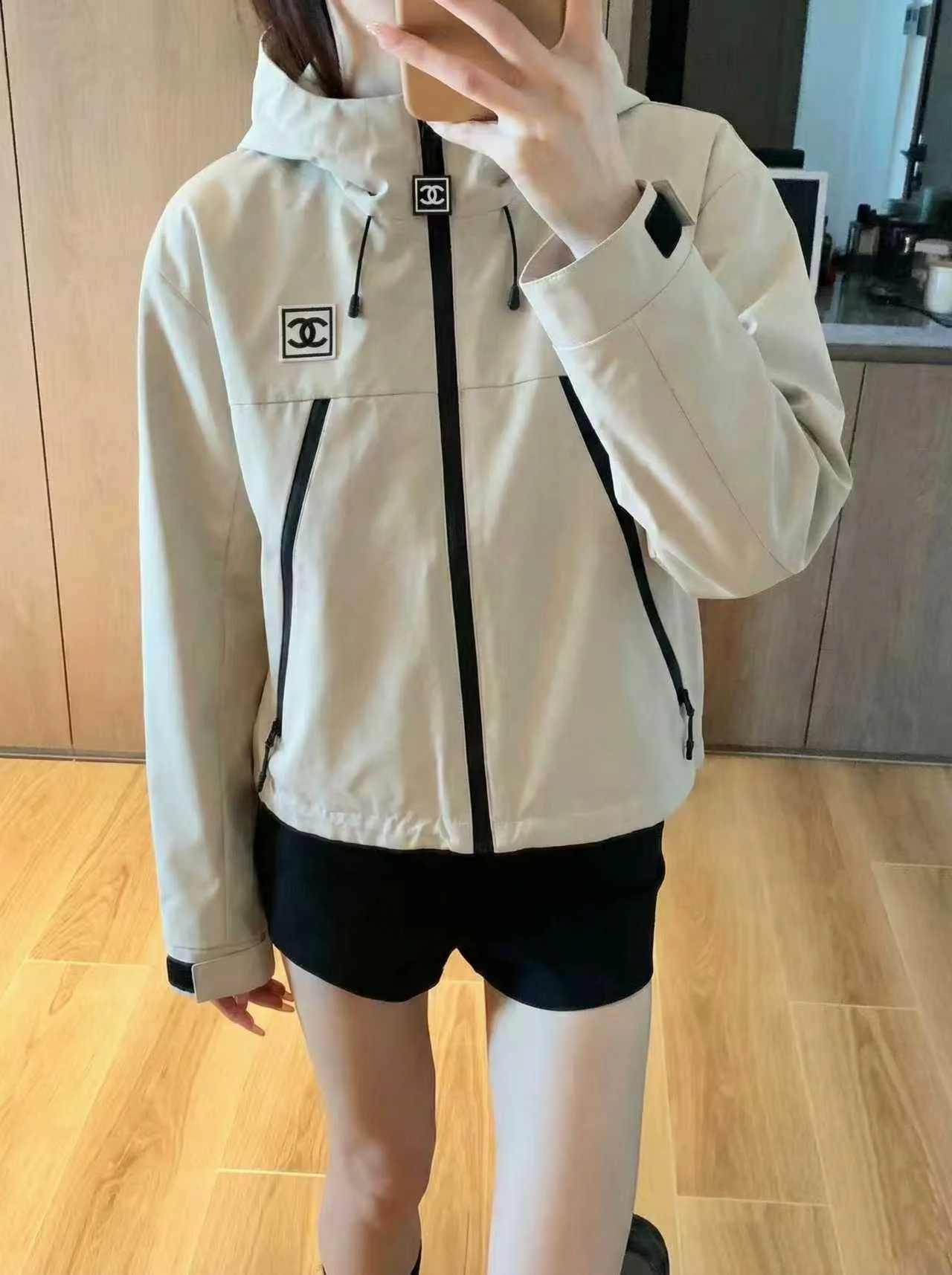 Women's Jackets And Down Jackets CHANEL 18324991