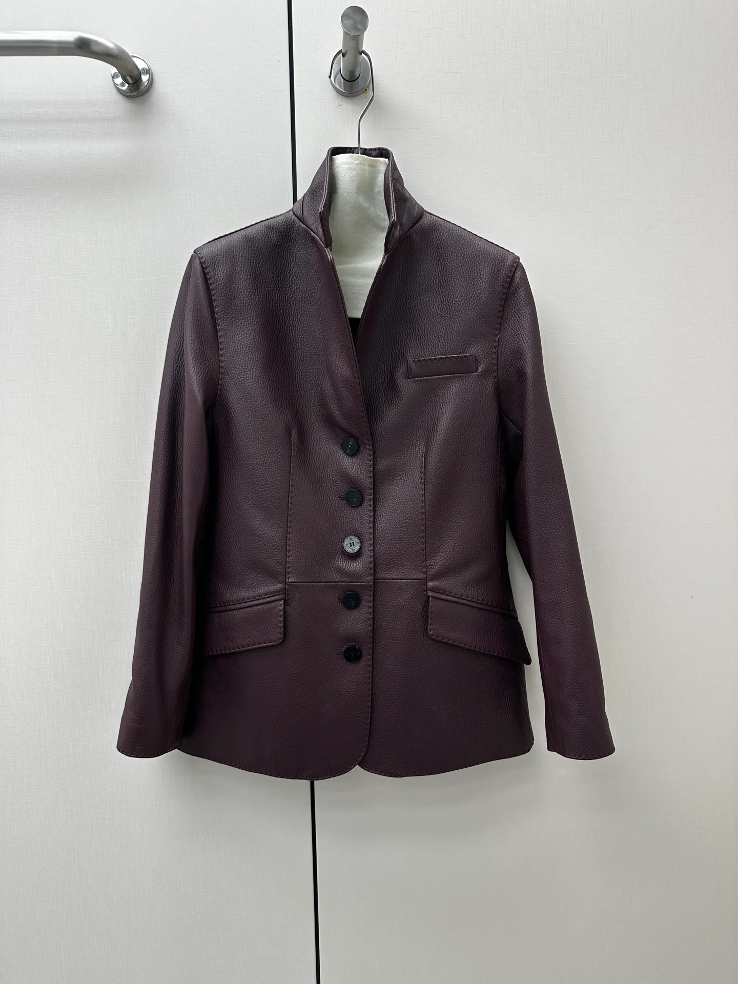 Women's Leather Jackets And Sheepskin Coats HERMES 17341009