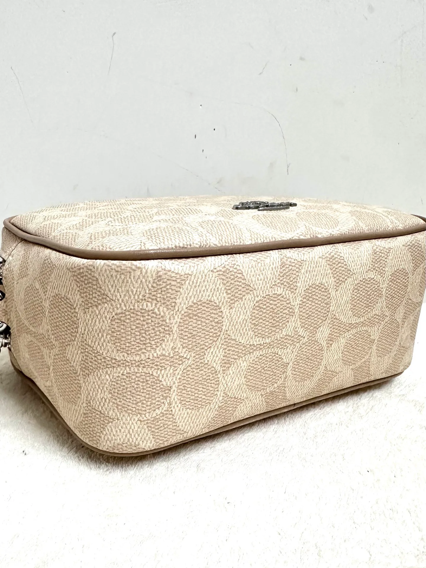 Women's Classic Handbags COACH 17960967