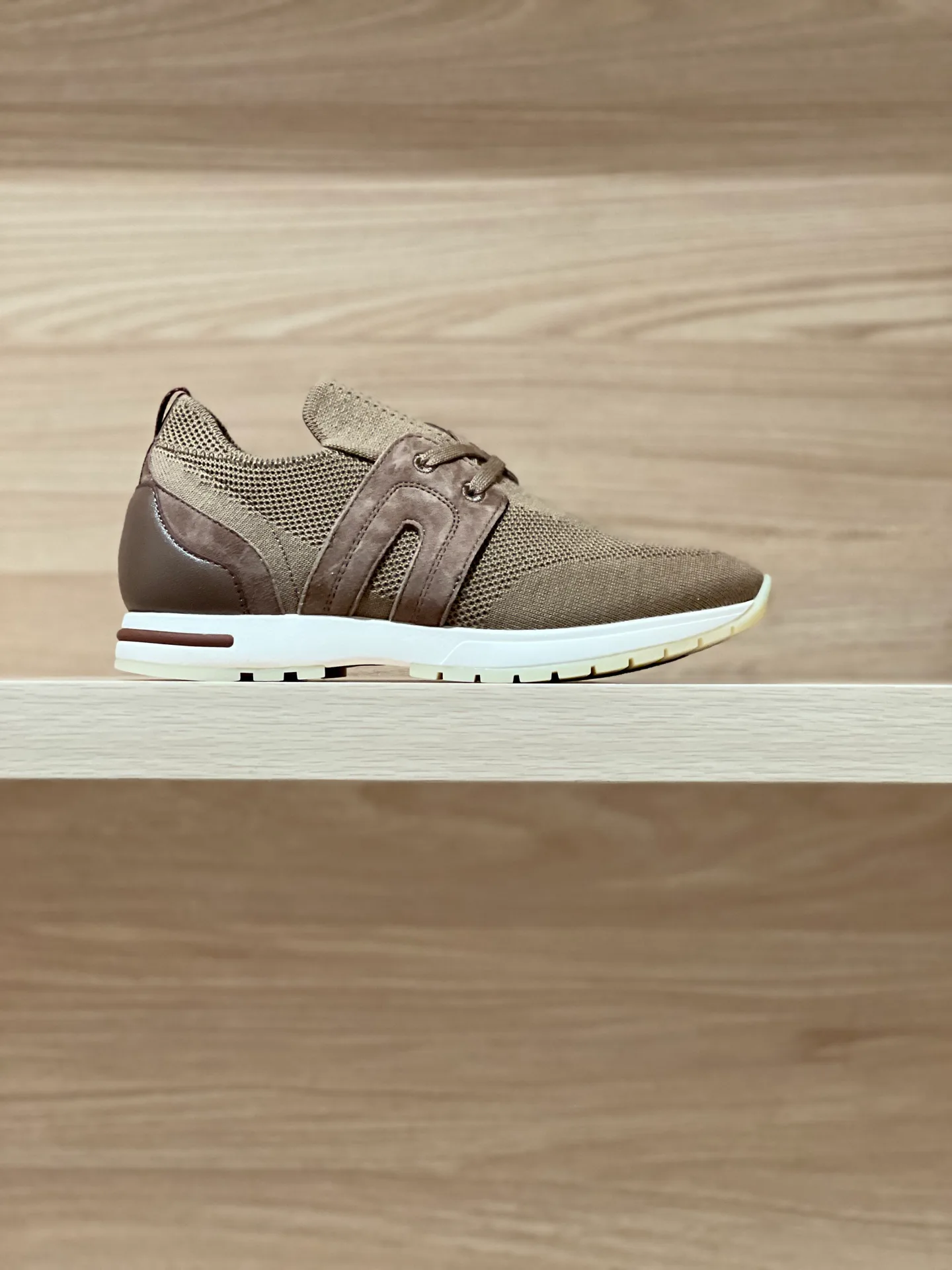 Women's Sneakers LORO PIANA 18194142