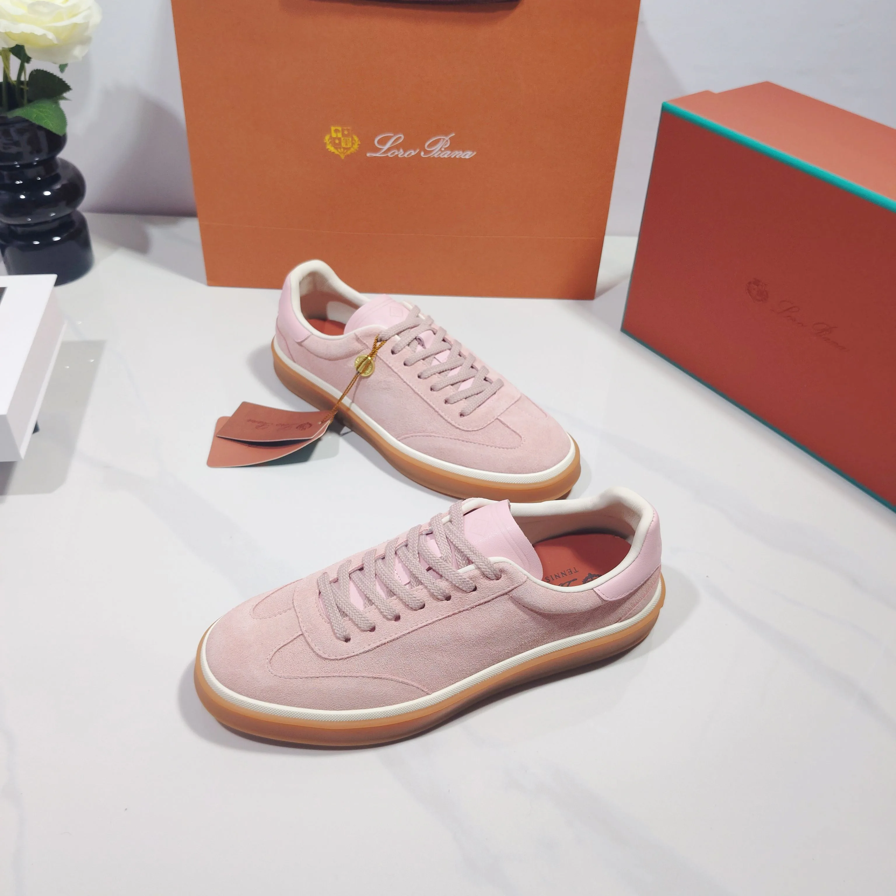 Women's Sneakers LORO PIANA 17961935