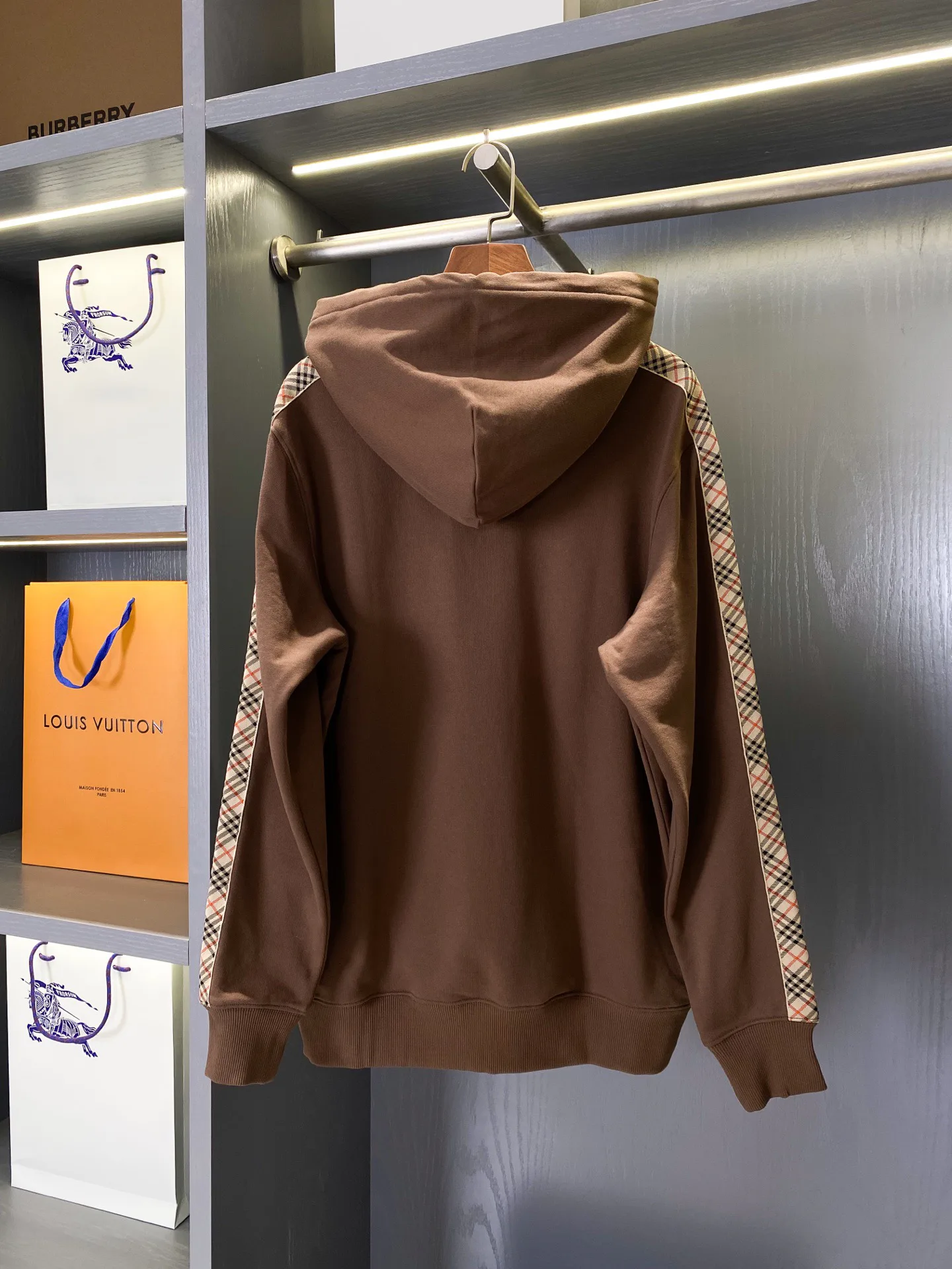 Men's Sweatshirts And Hoodies BURBERRY 18141441