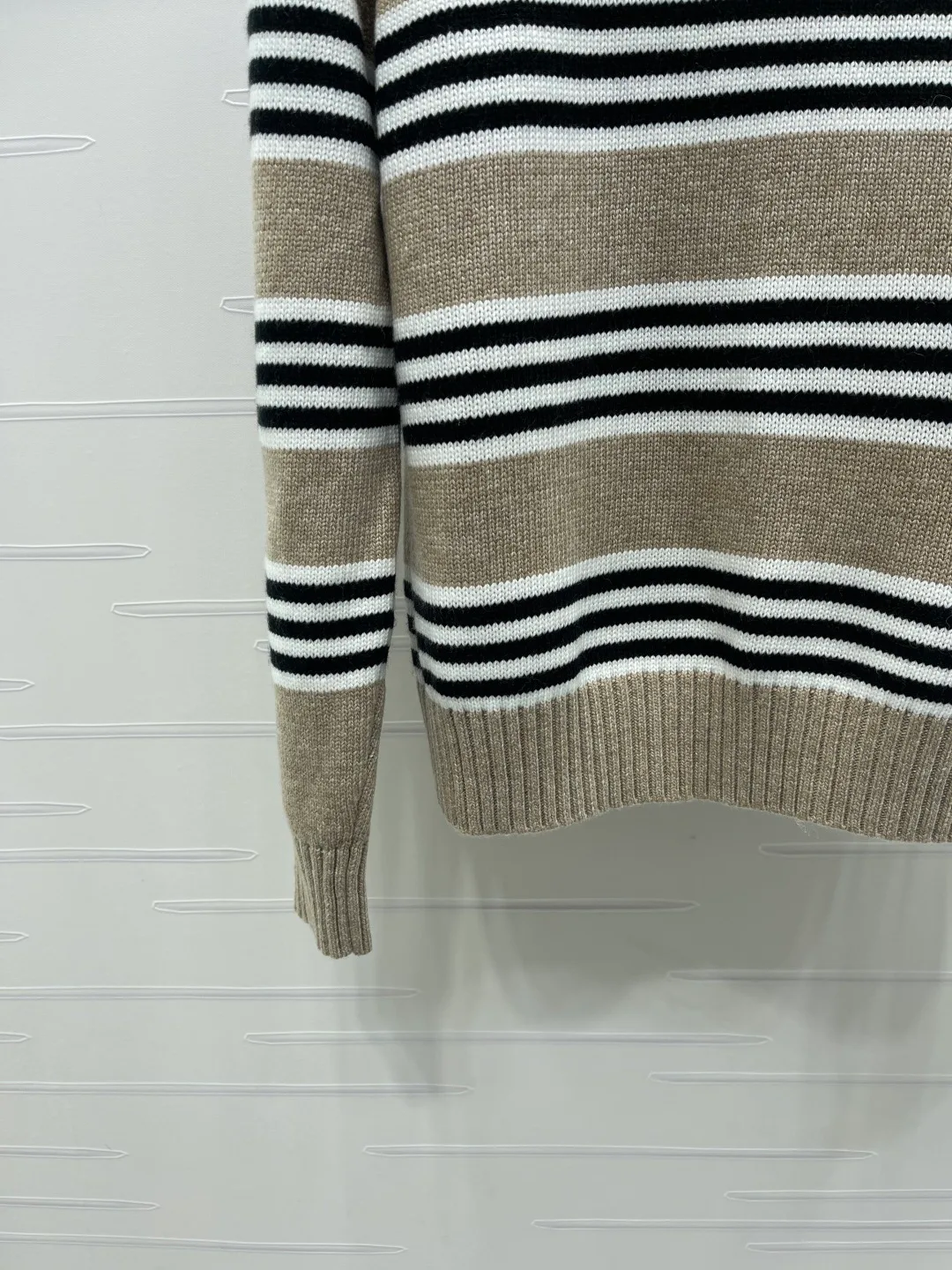 Women's Jumpers And Sweaters CHANEL 17938616