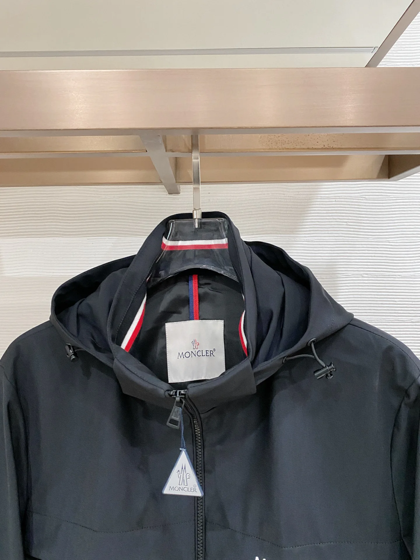 Men's Jackets And Down Jackets MONCLER 17993083