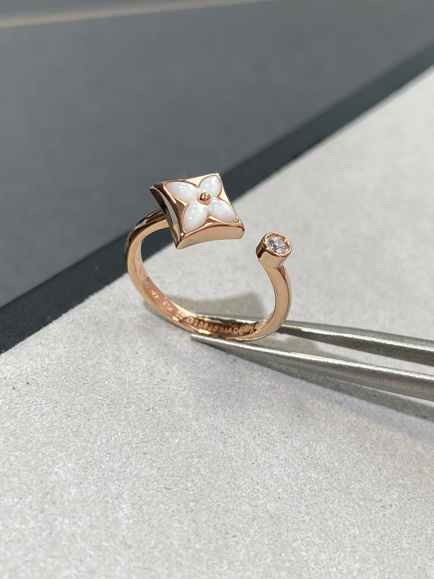 Jewelry LOUIS VUITTON 17819338