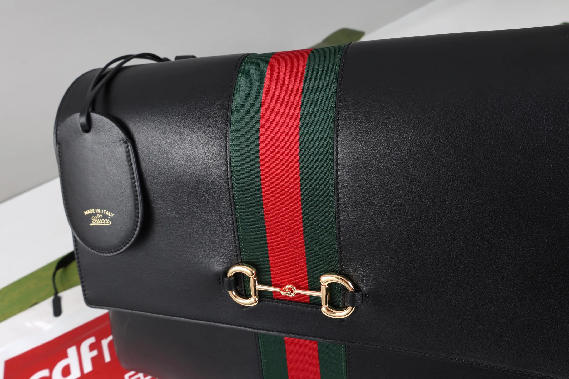 Women's Classic Handbags GUCCI 18250588