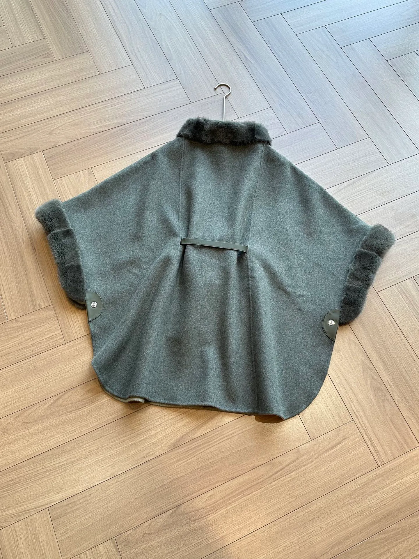 Women's Coats LORO PIANA 18197605