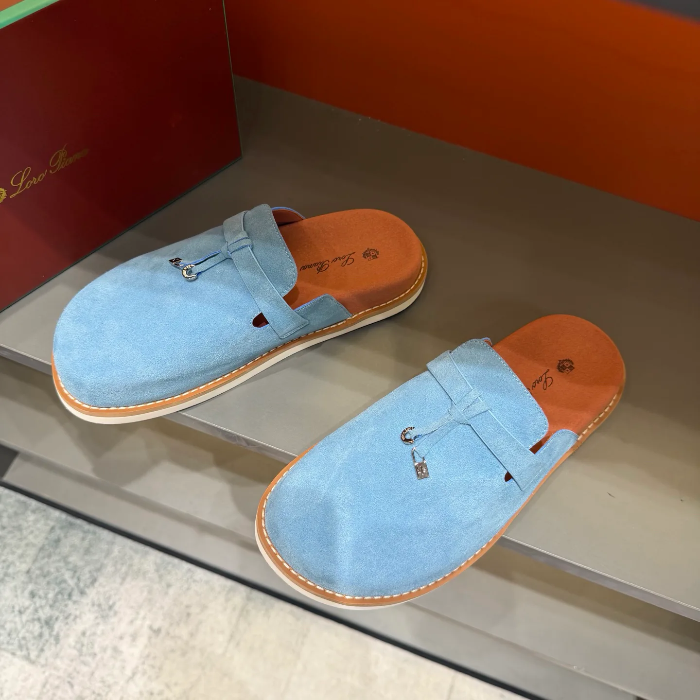 Women's Mules And Clogs LORO PIANA 18400751