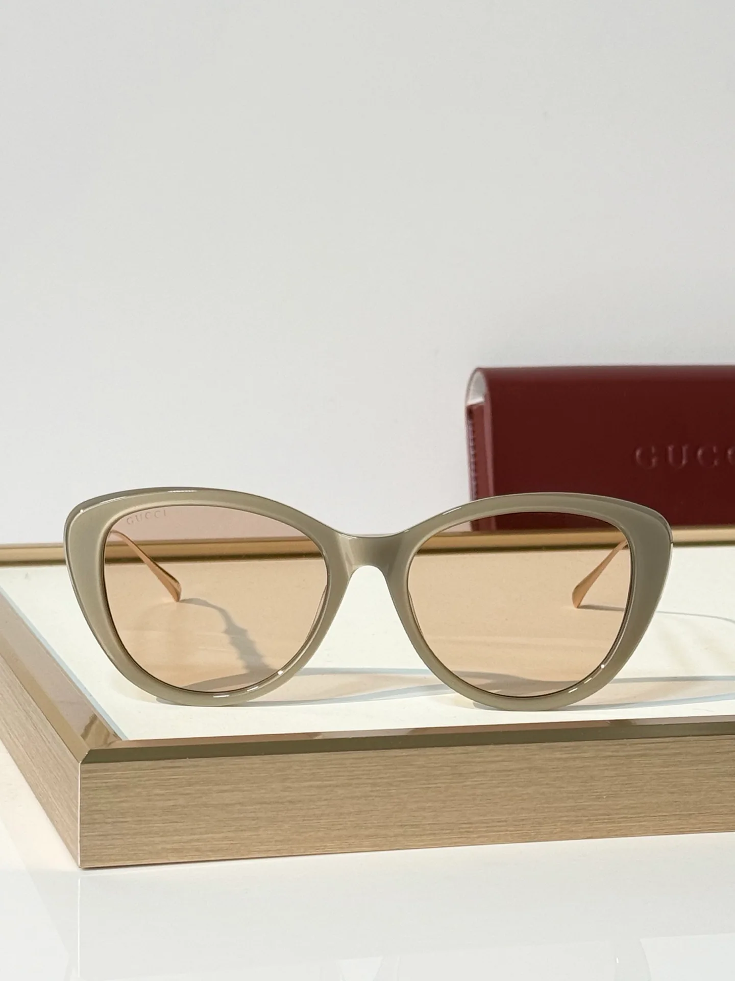 Очки Gucci 18602846