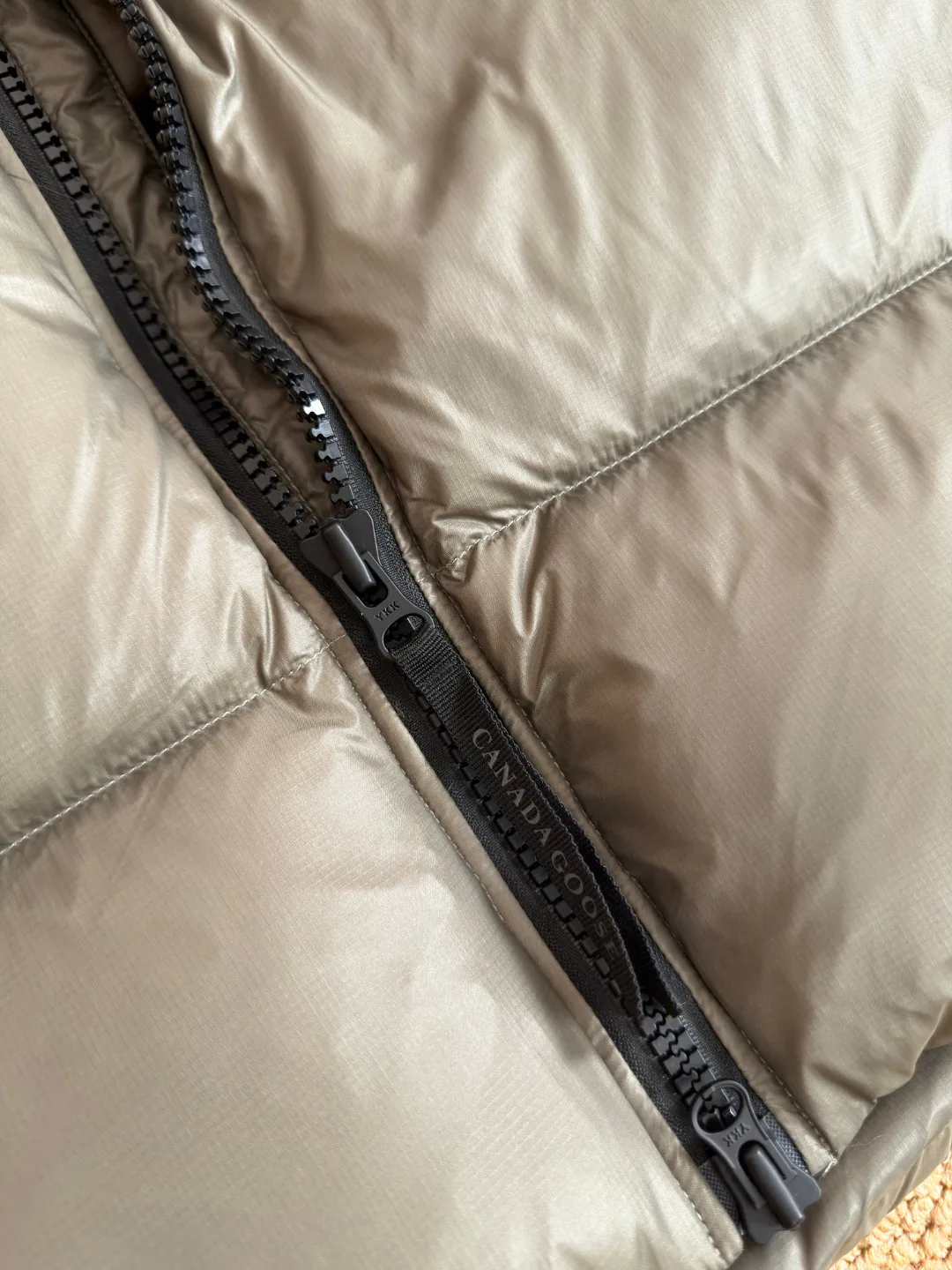 Women's Vests CANADA GOOSE 18336867