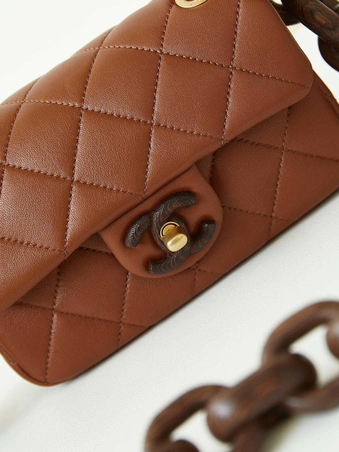 Women's Classic Handbags CHANEL 18065540