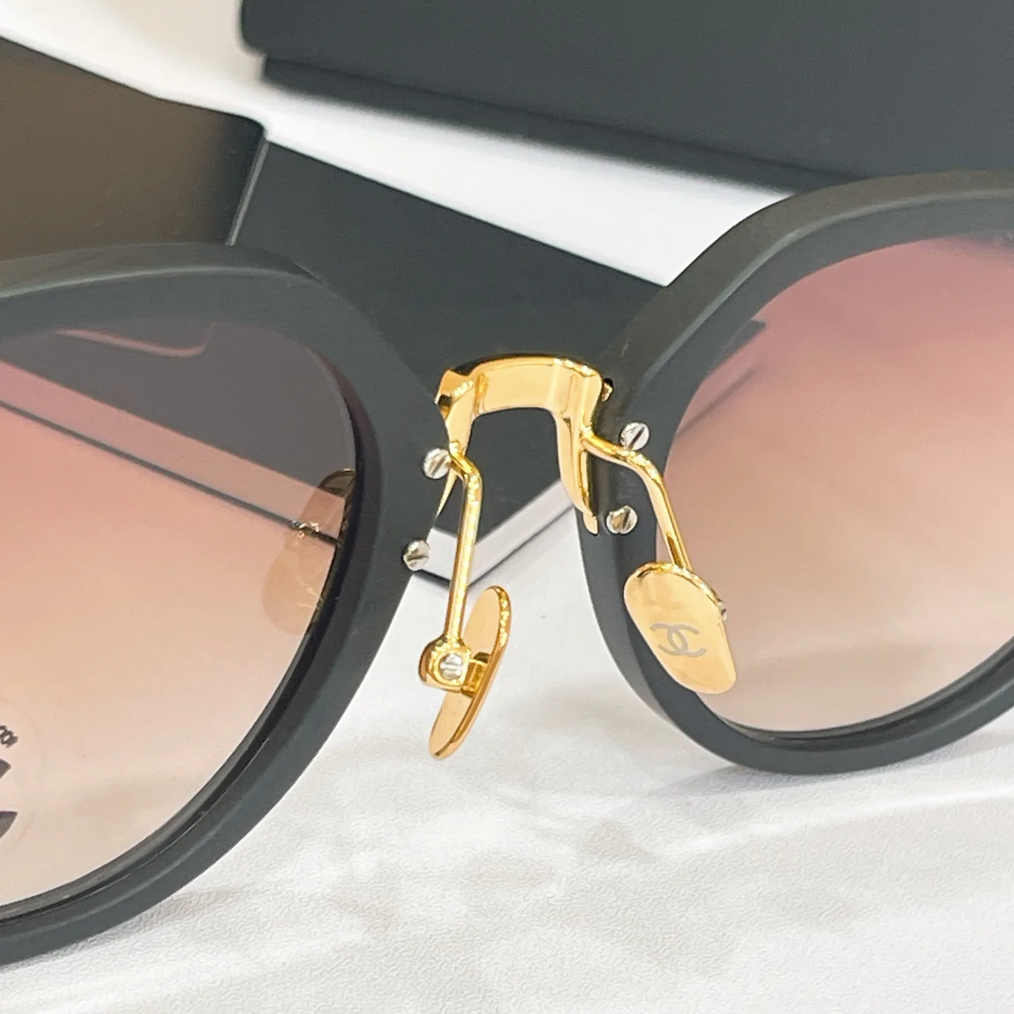 Glasses CHANEL 17320245