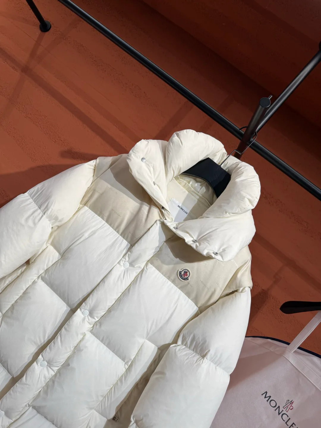 Men's Jackets And Down Jackets MONCLER 18487542